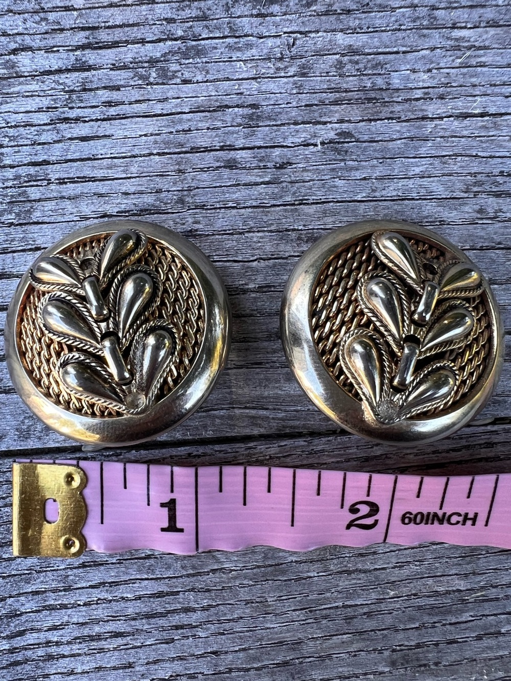 Vintage Round Gold-Tone Decorative Clip-On Earrings - Gold